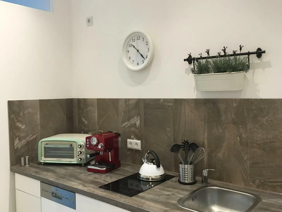 Apartamento Ferienwohnung Atze Berlín